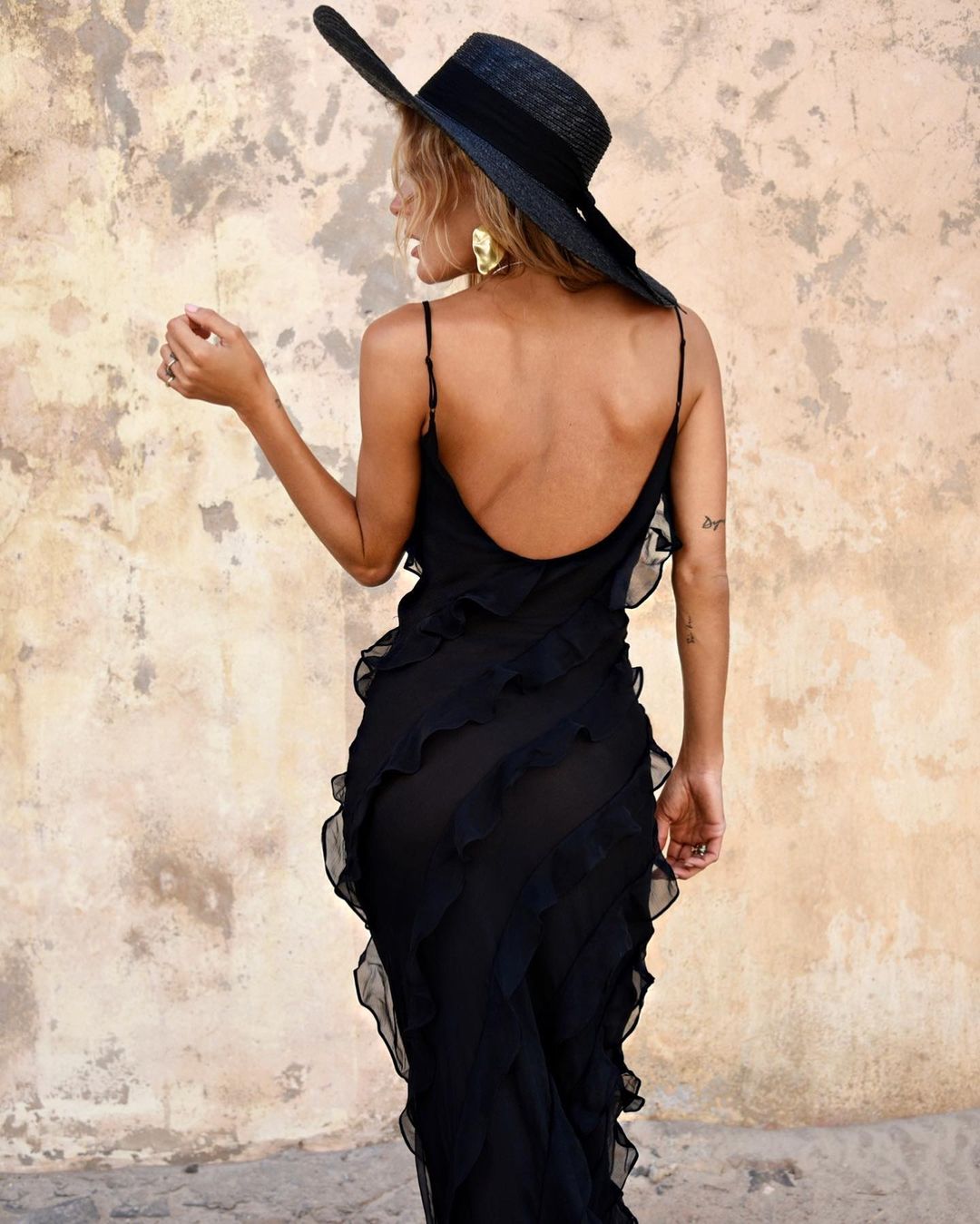 Zara - Vestido con volantes