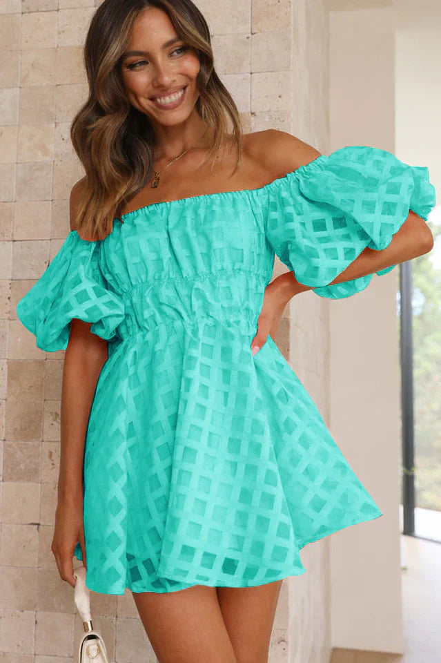 Evie - Vestido Mini con Mangas Abullonadas