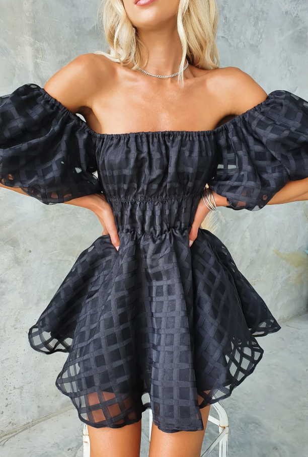 Evie - Vestido Mini con Mangas Abullonadas