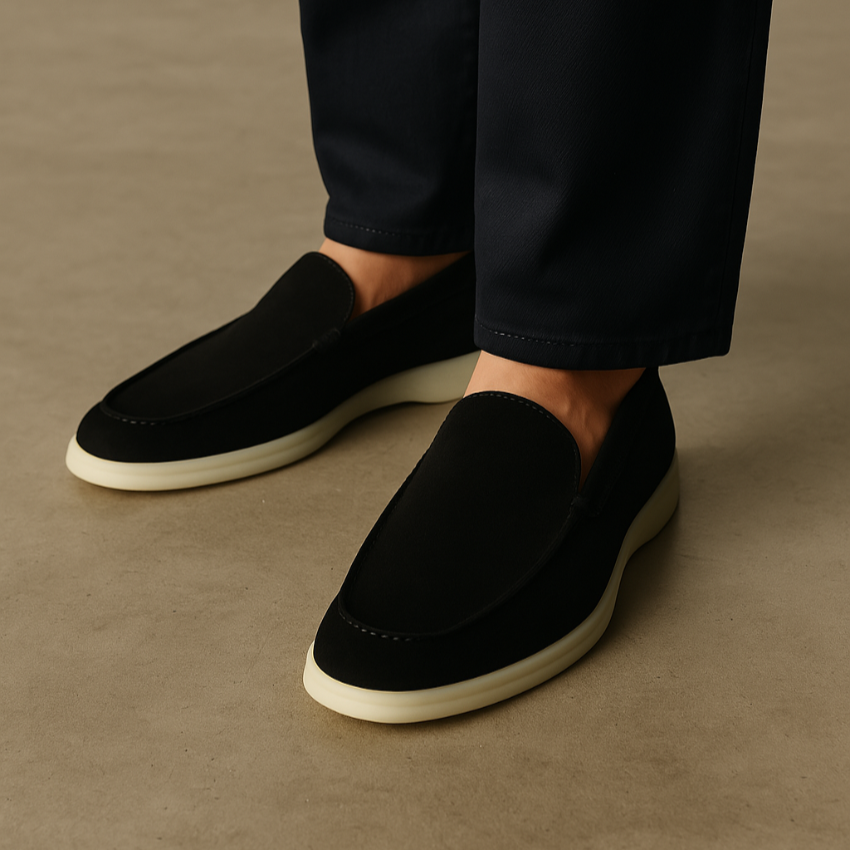 Refined Suede Loafers – Profond Zwart