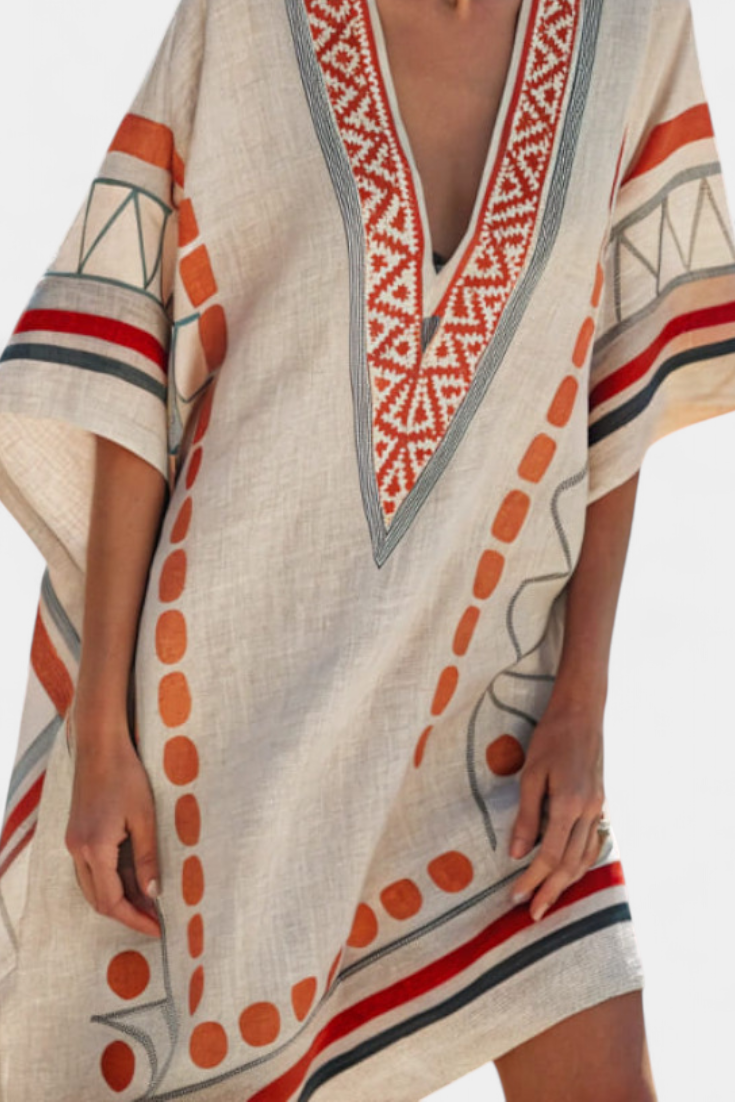 Kailani Vestido Corto con Bordado Étnico y Toques Terracota