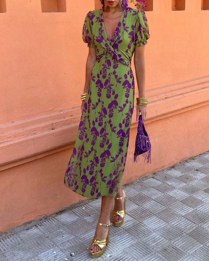 Brie | Vestido midi con estampado floral y escote en V
