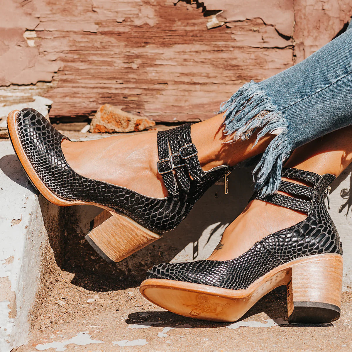 Ginevra™ | Zapatos de tacón con múltiples tiras y tacón grueso