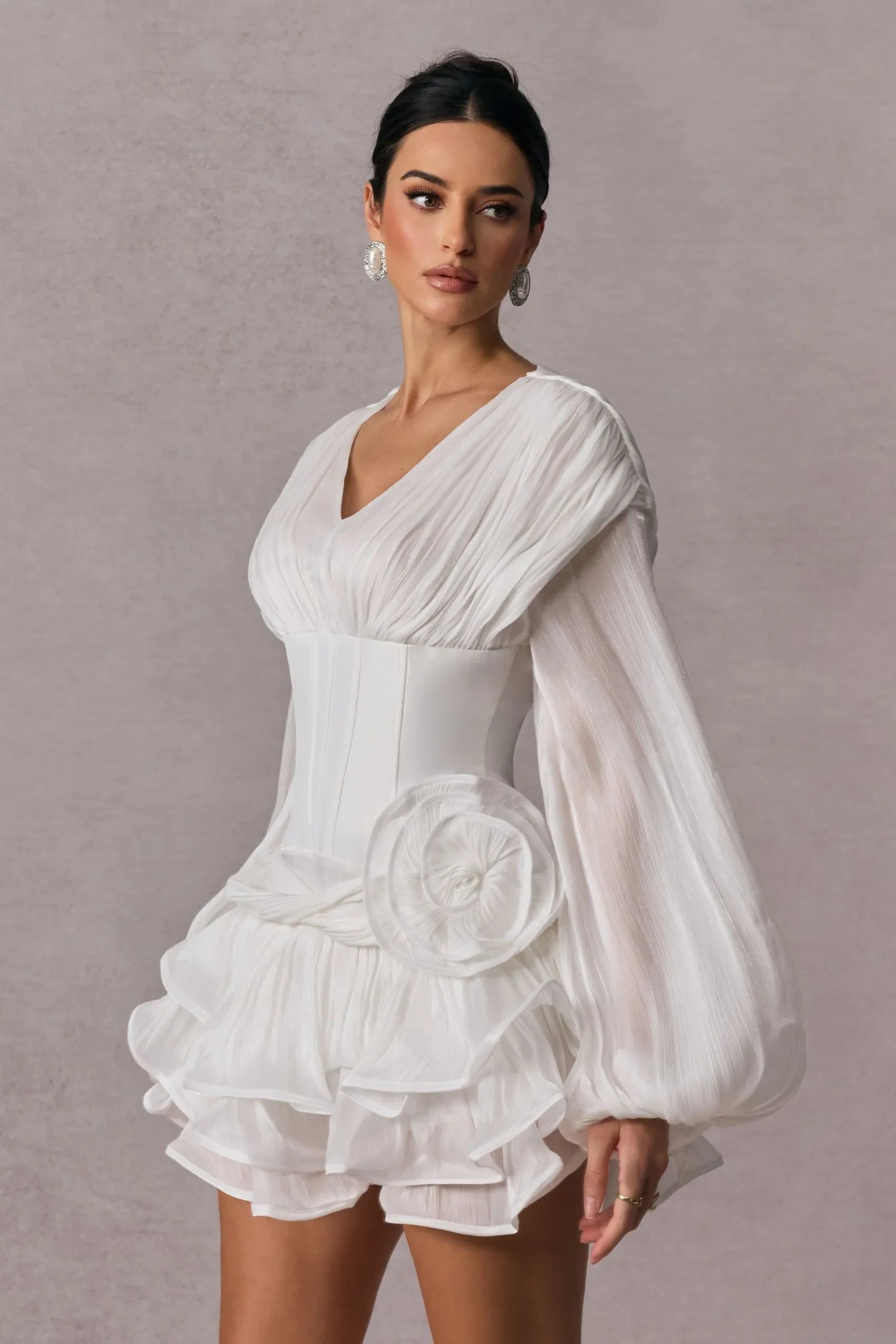 ÉLODIE Vestido Mini con Apliques Florales