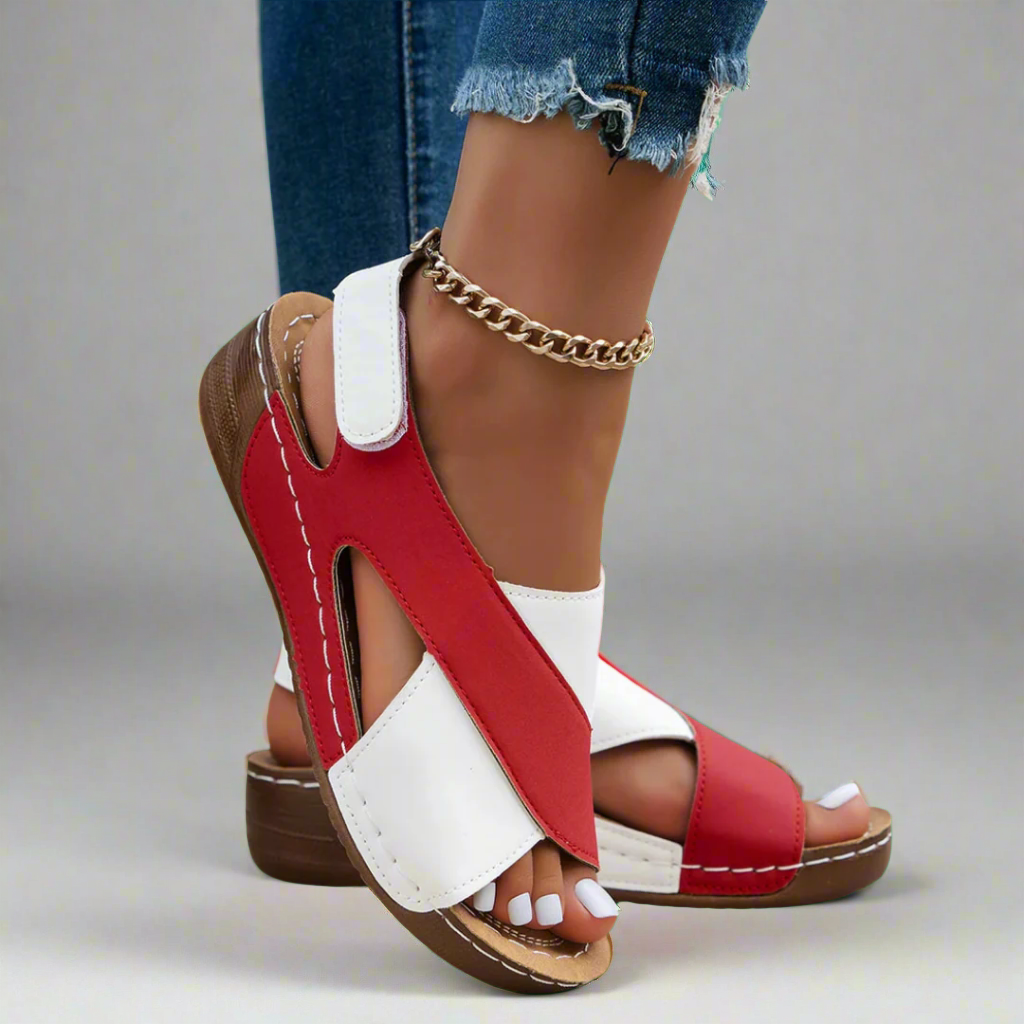 Alwine | Zapatillas de cuña elegantes de material premium