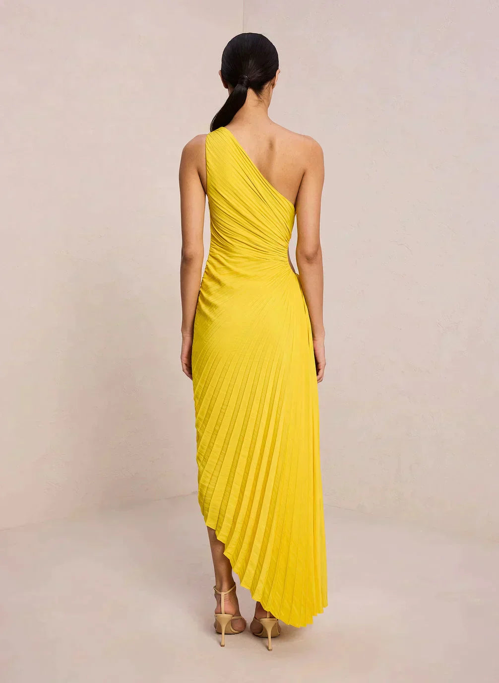 Sylviana - Vestido Midi Plisado de Un Hombro