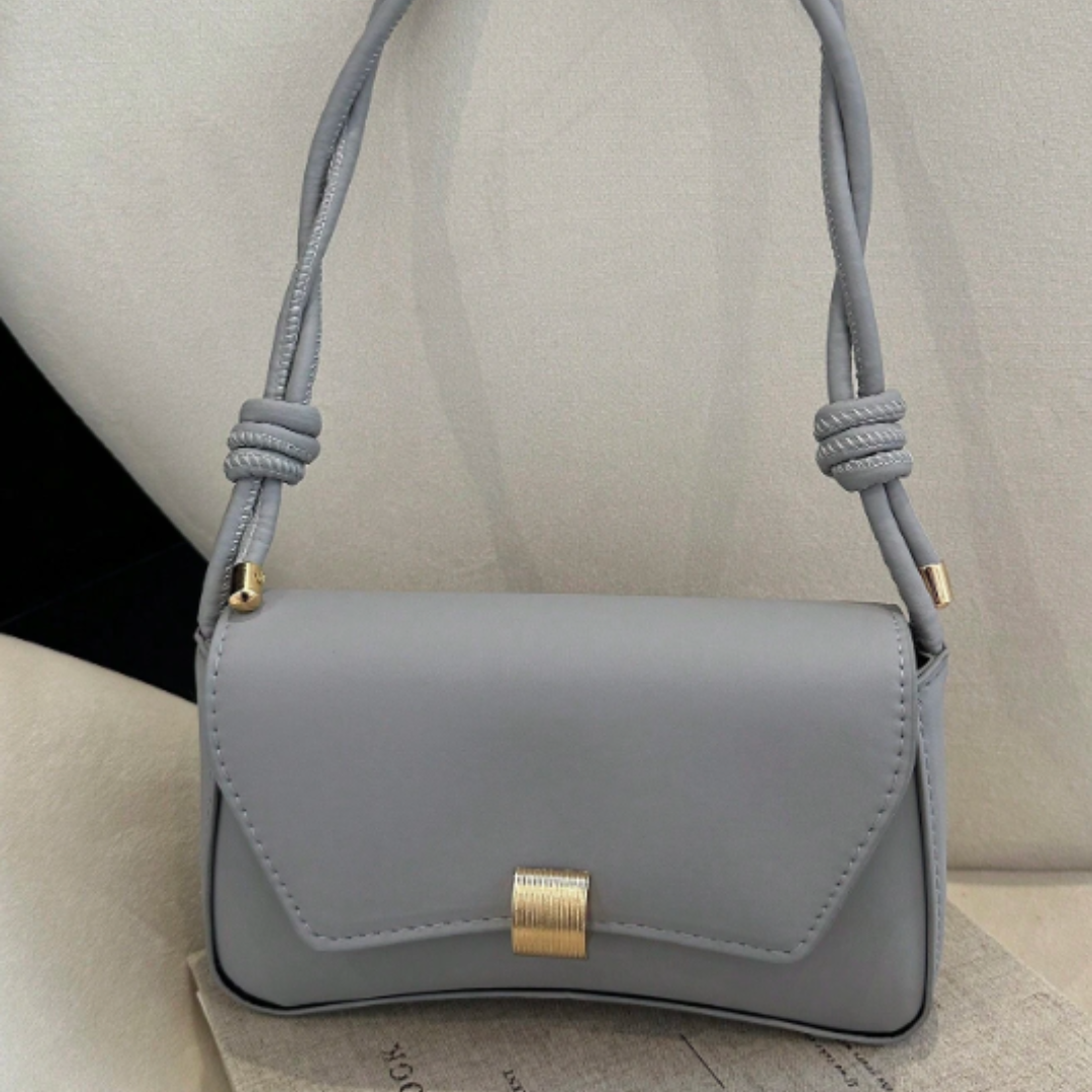Valmere | Vintage Clutch