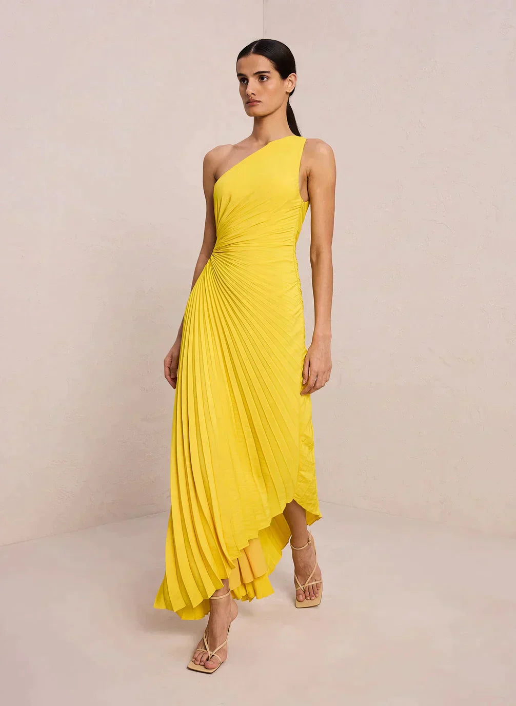 Sylviana - Vestido Midi Plisado de Un Hombro