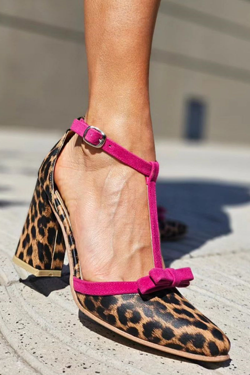 Brynja - Sandalias de leopardo verdes con adornos coloridos