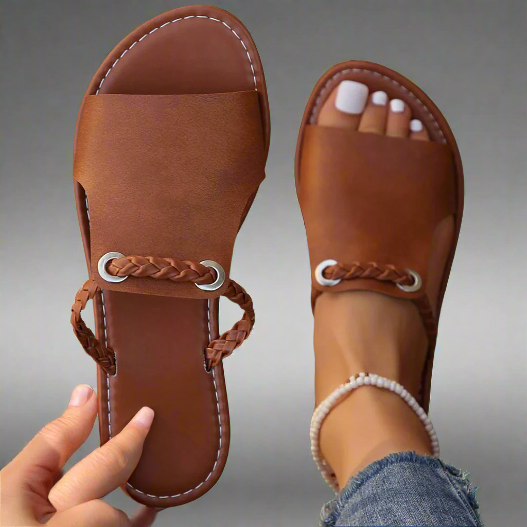 Katelina | Chanclas planas de alta calidad