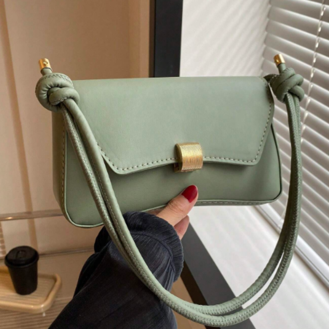 Valmere | Vintage Clutch