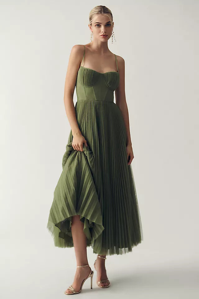 Elowen™ | Vestido Plisado Elegante en Tul
