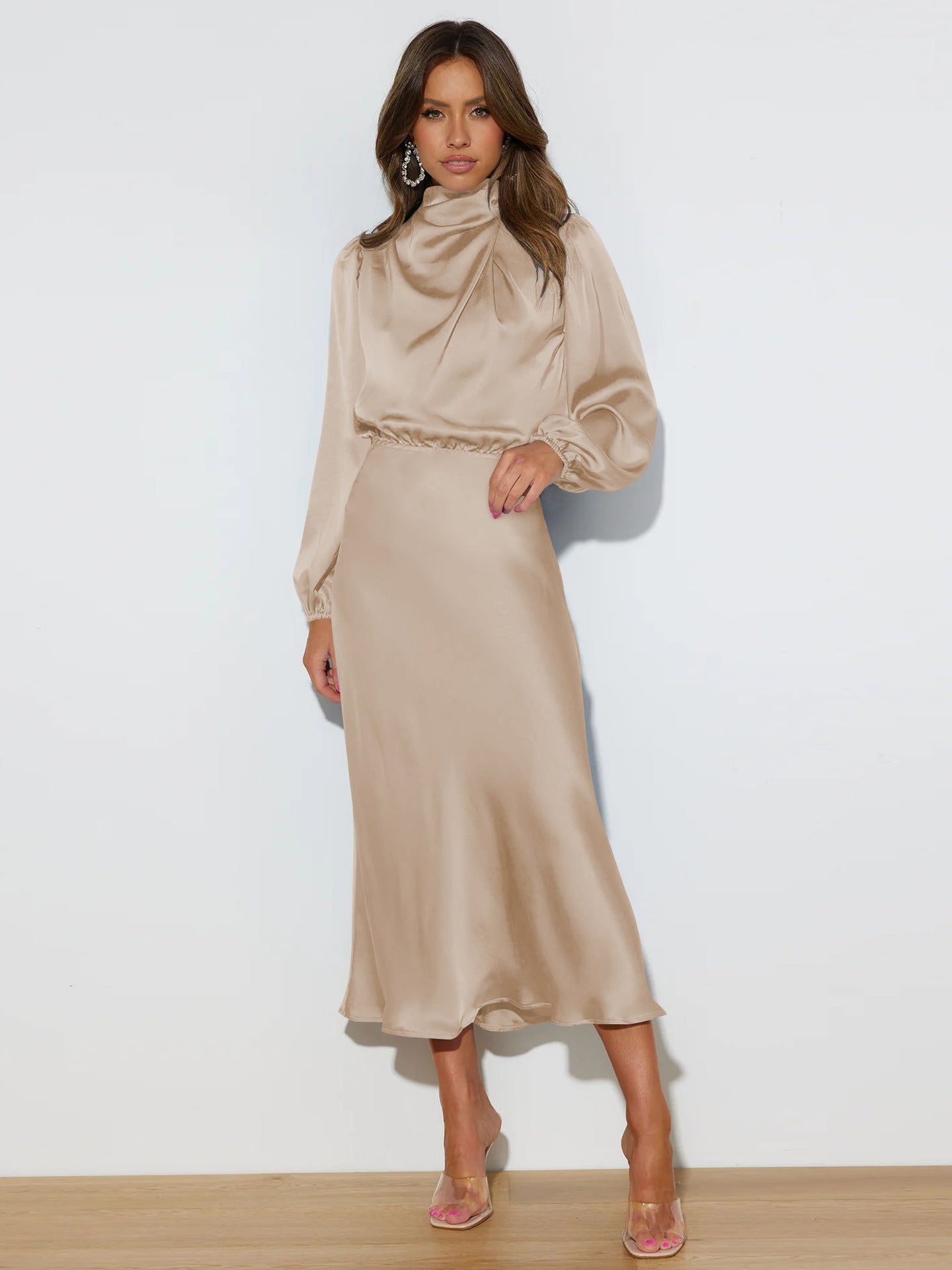 Isabella | Elegante vestido midi de satén
