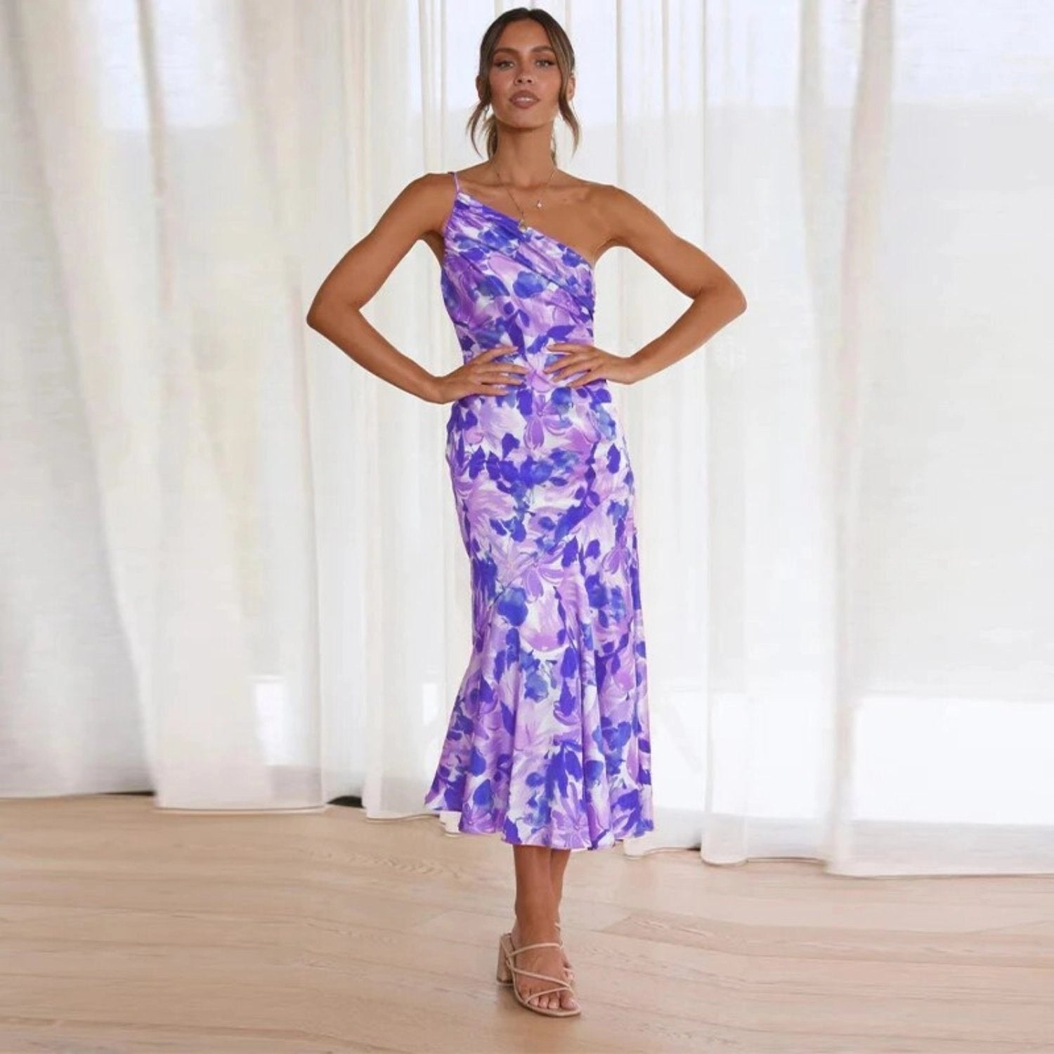 Diane | Vestido de Flores Satino