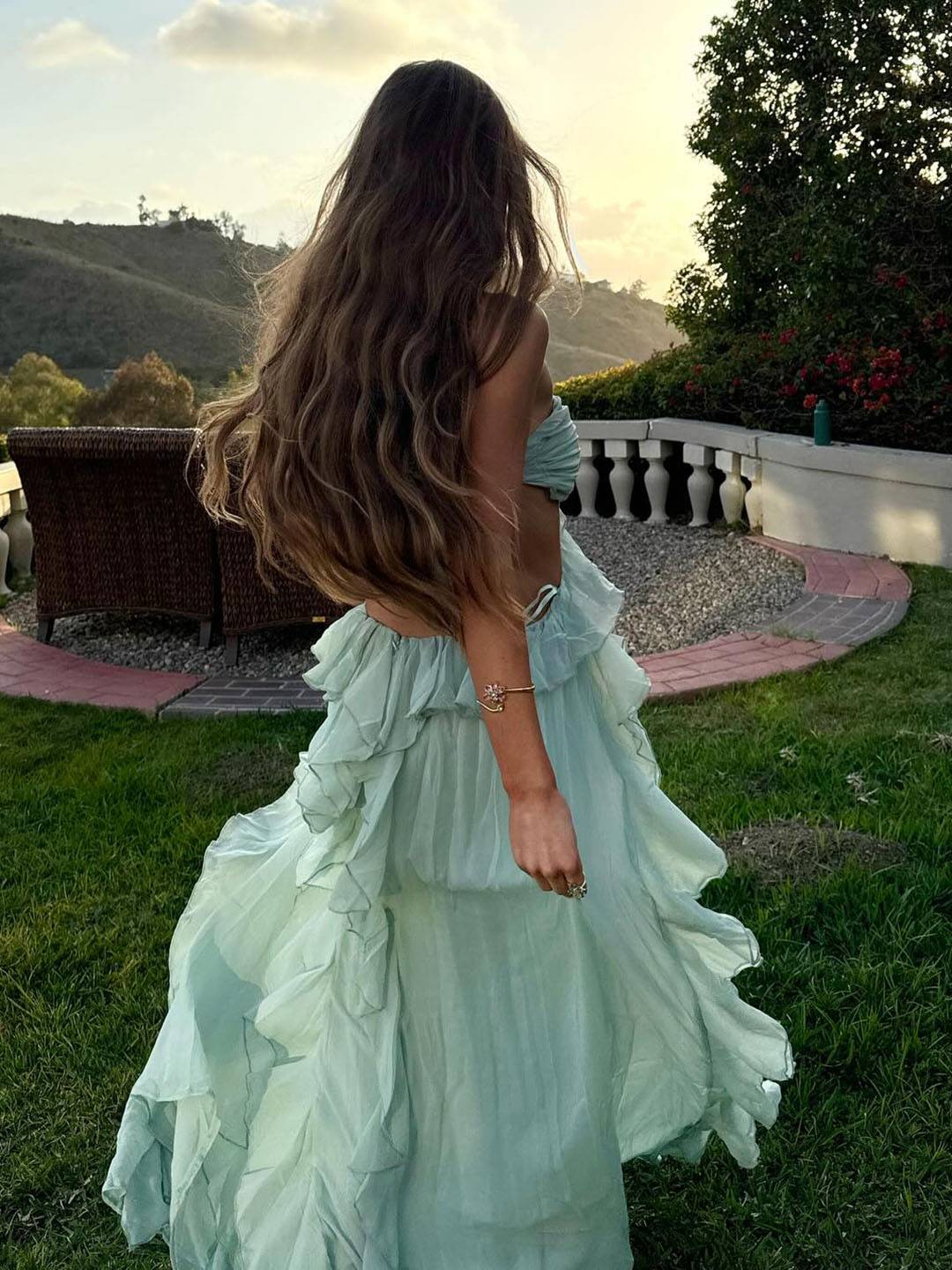 MIREYA Vestido Maxi de Chifón Floral