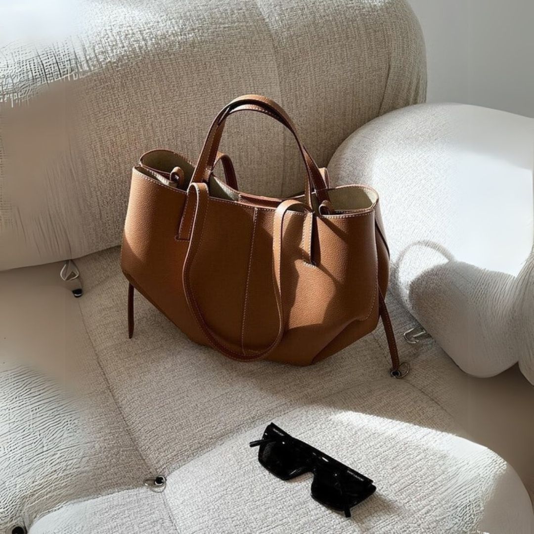 Valmere | Vintage Tote Bag