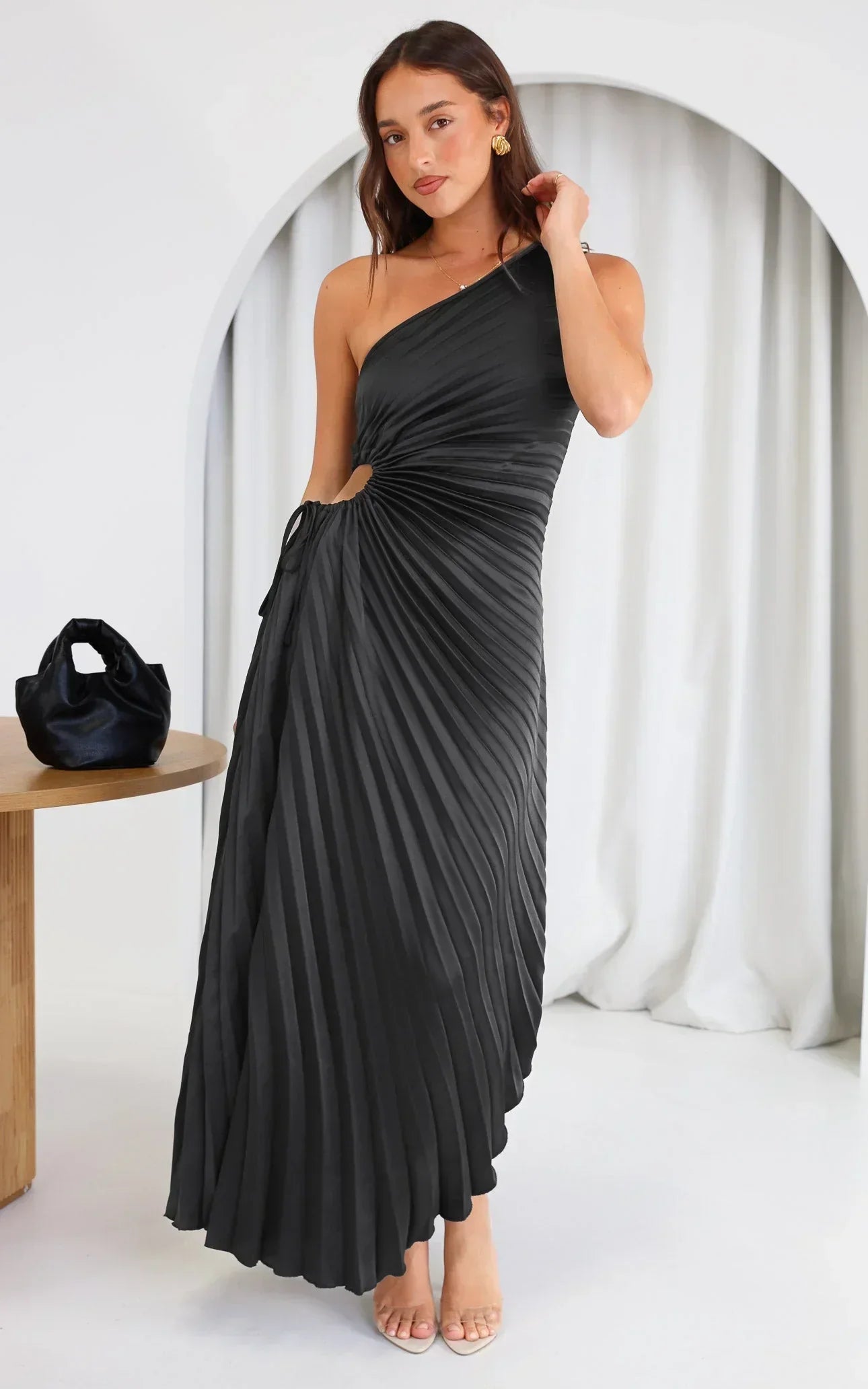 Sylviana - Vestido Midi Plisado de Un Hombro