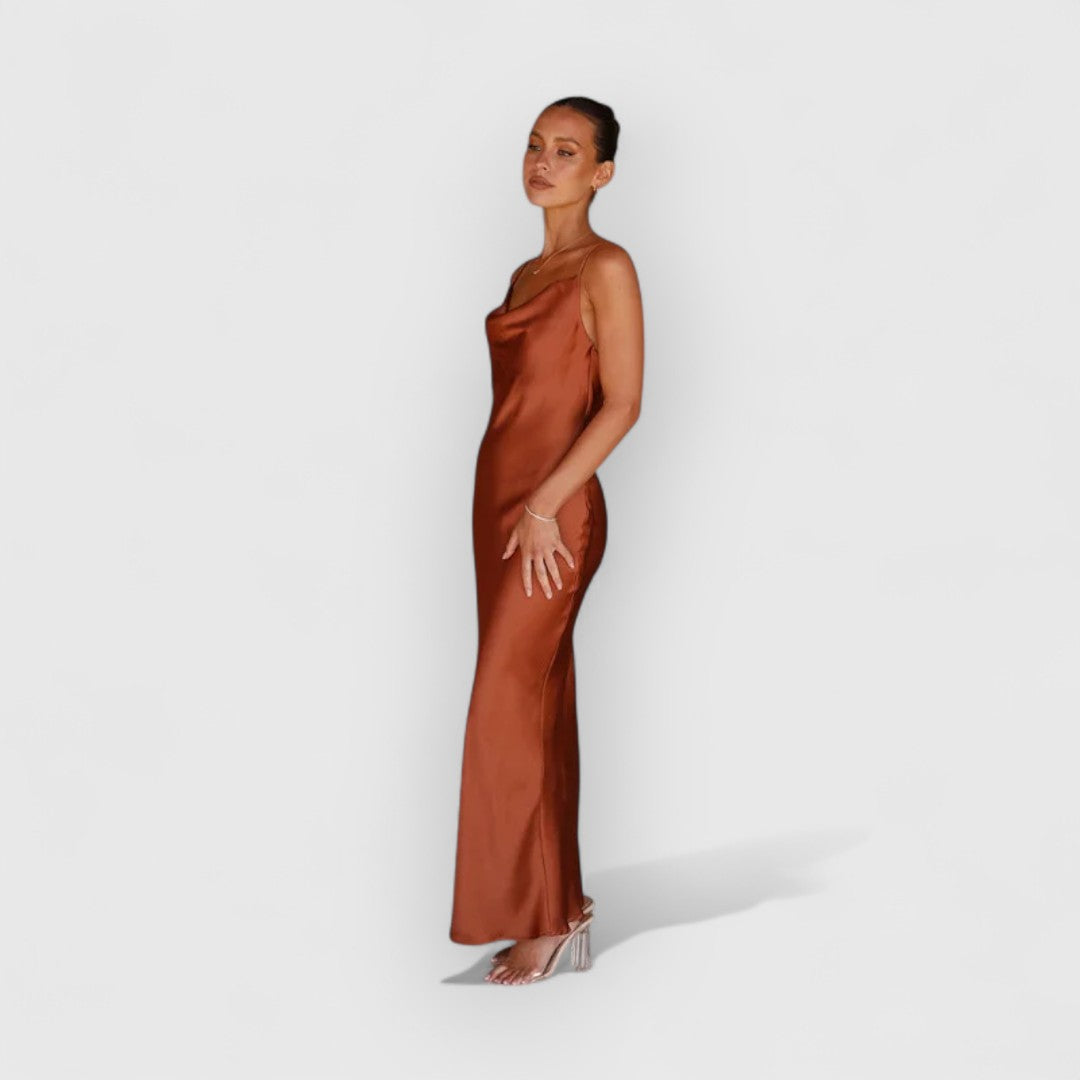 Daira | Elegante vestido de satén