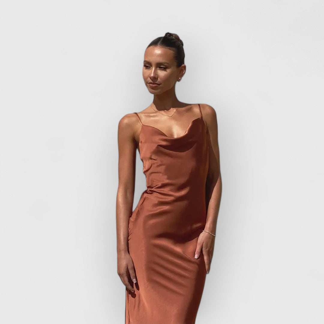 Daira | Elegante vestido de satén