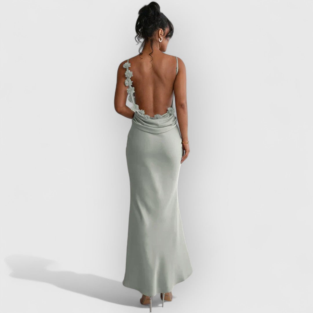Romina | Vestido romántico sin espalda