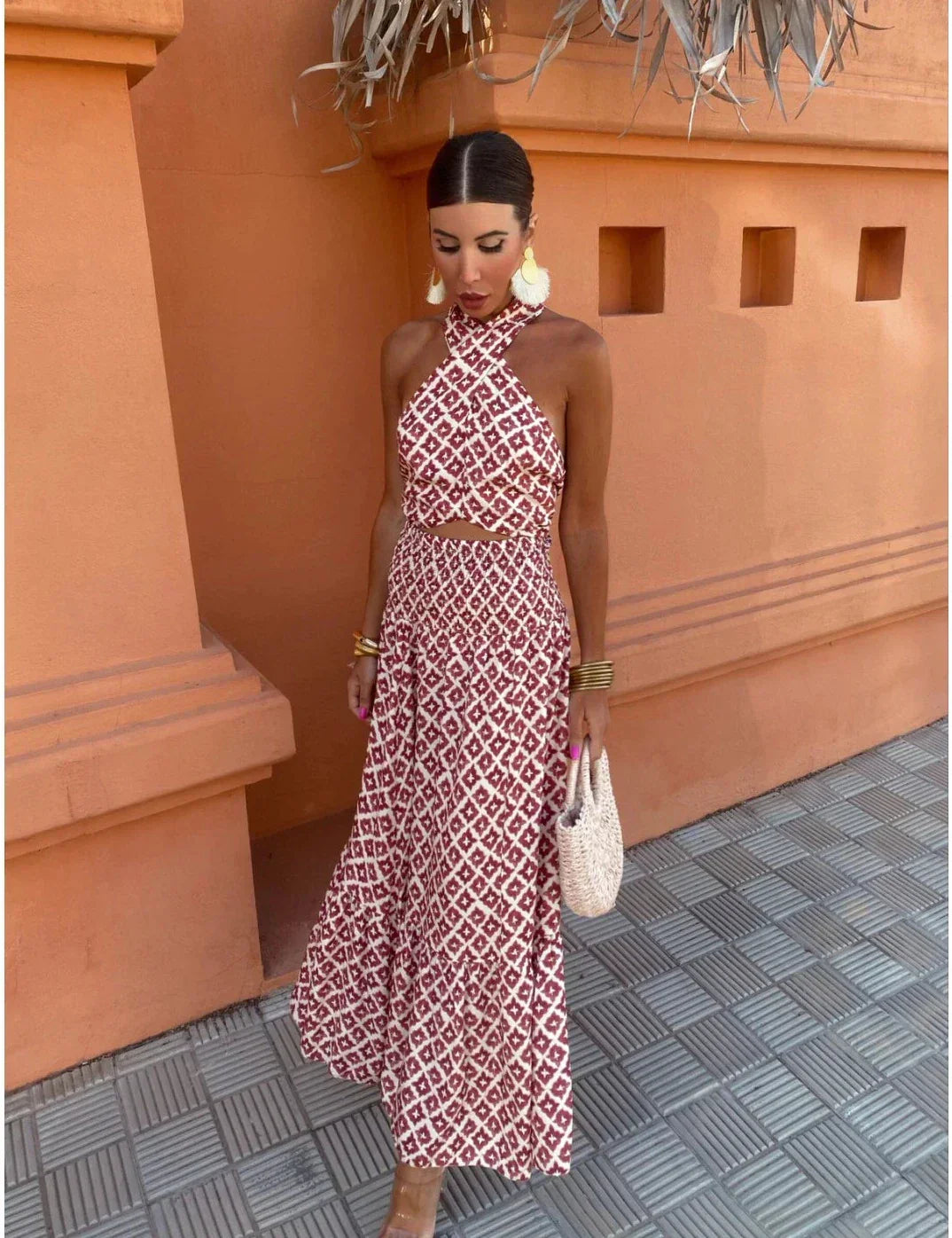 Mickay™ — Elegante Vestido Midi con Hombros Descubiertos