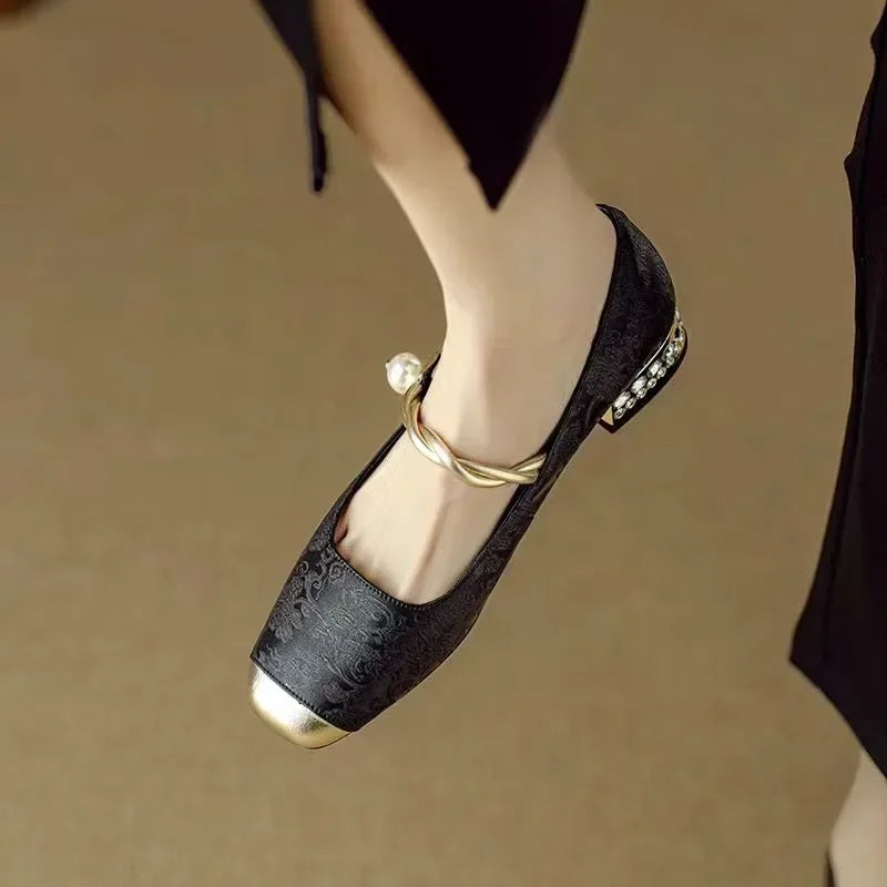 Melisa – Sandalias elegantes con bordado y ajuste