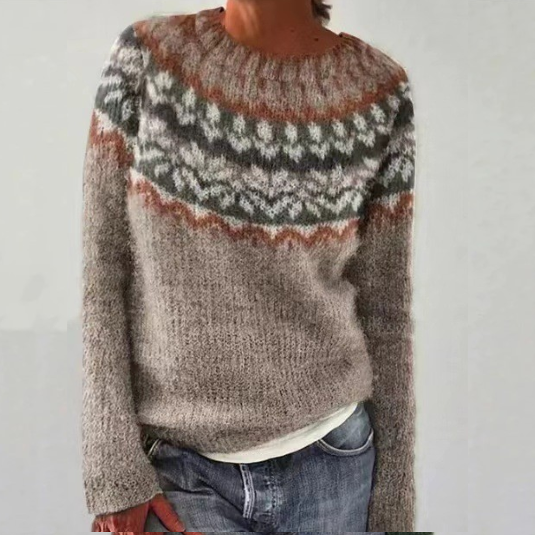 Chloe - Cozy Retro Sweater
