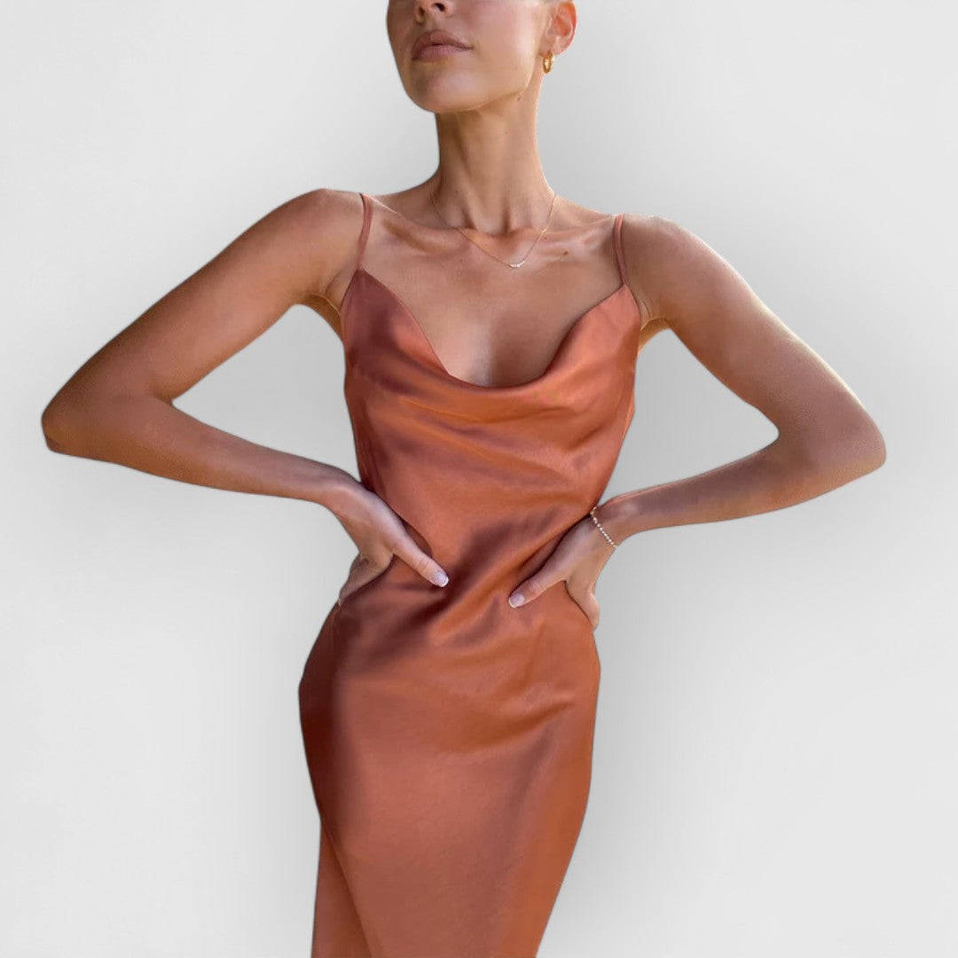 Daira | Elegante vestido de satén