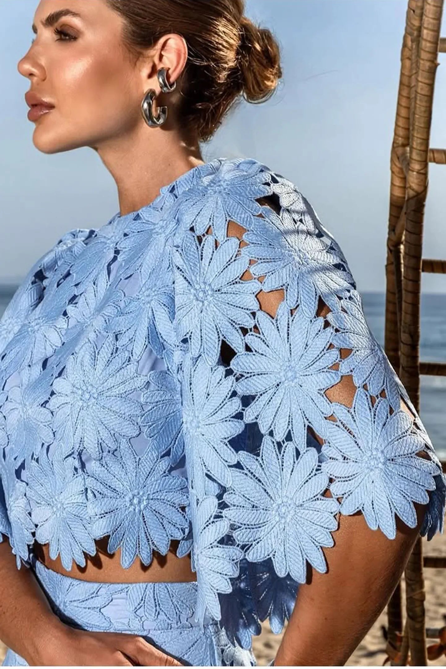 Conjunto de Top de Encaje y Falda Larga LIORAÉ