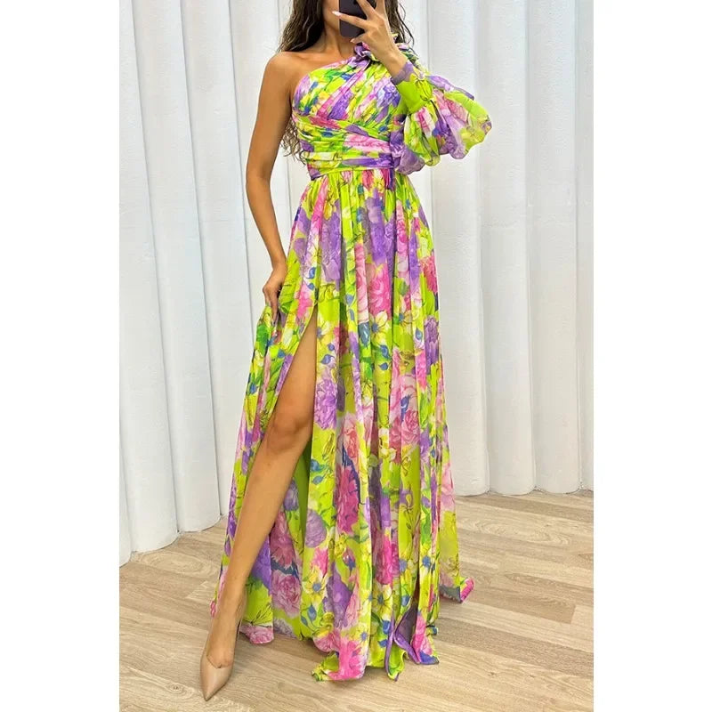 Aby | Vestido Elegante con Flores de Un Solo Hombro