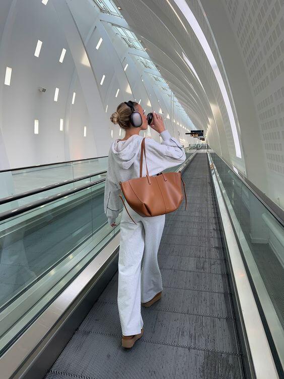 Valmere | Vintage Tote Bag