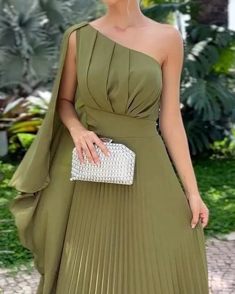 Araluen | Vestido Plisado de Un Hombro