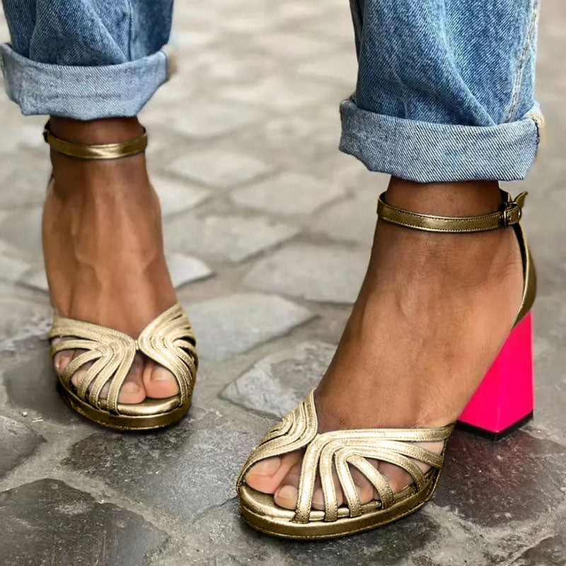 Milviana | Sandalias clásicas de tiras