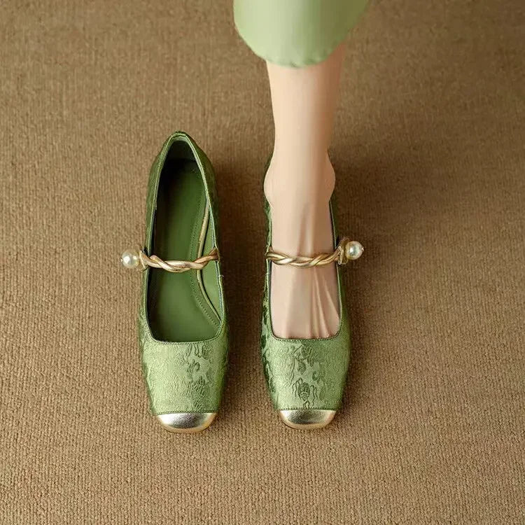 Melisa – Sandalias elegantes con bordado y ajuste