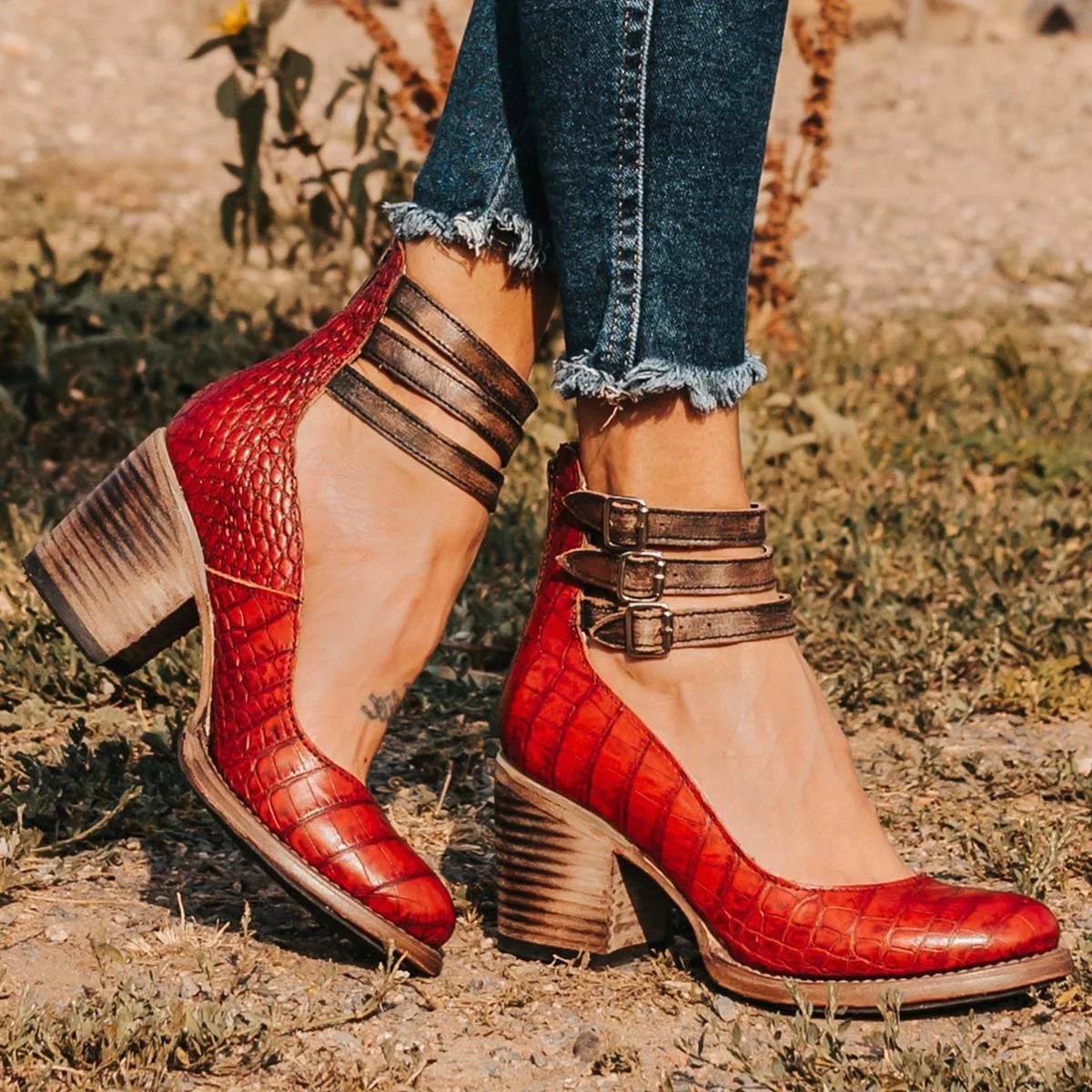 Ginevra™ | Zapatos de tacón con múltiples tiras y tacón grueso