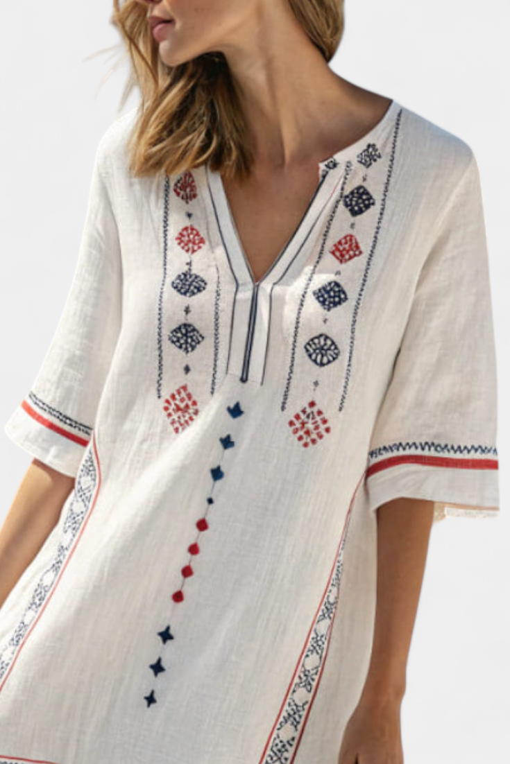 Kailani Vestido Étnico con Detalles Bordados y Bajo Fruncido