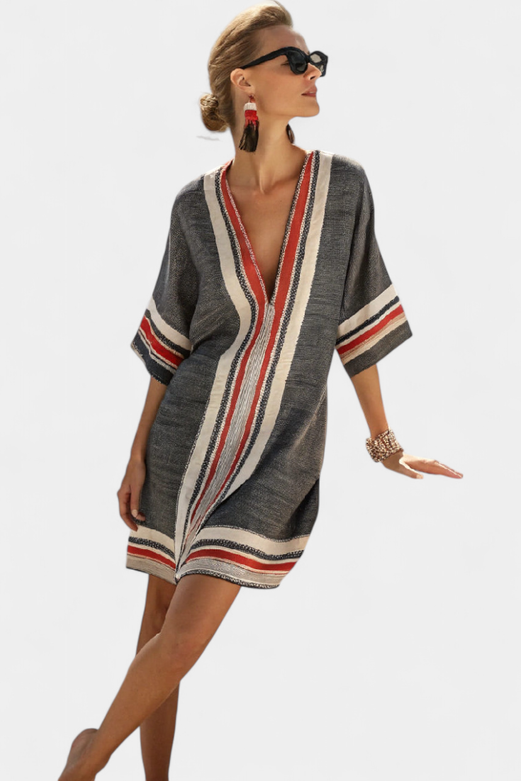 Kailani Vestido Corto Étnico con Rayas Rústicas en Rojo y Azul