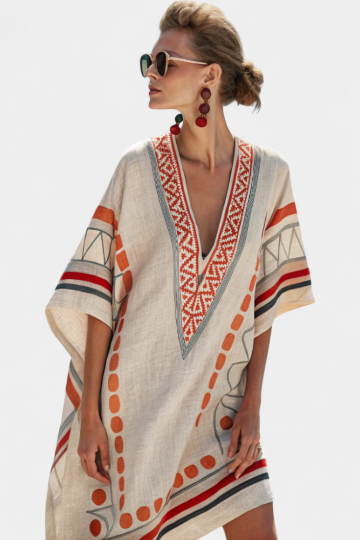Kailani Vestido Corto con Bordado Étnico y Toques Terracota
