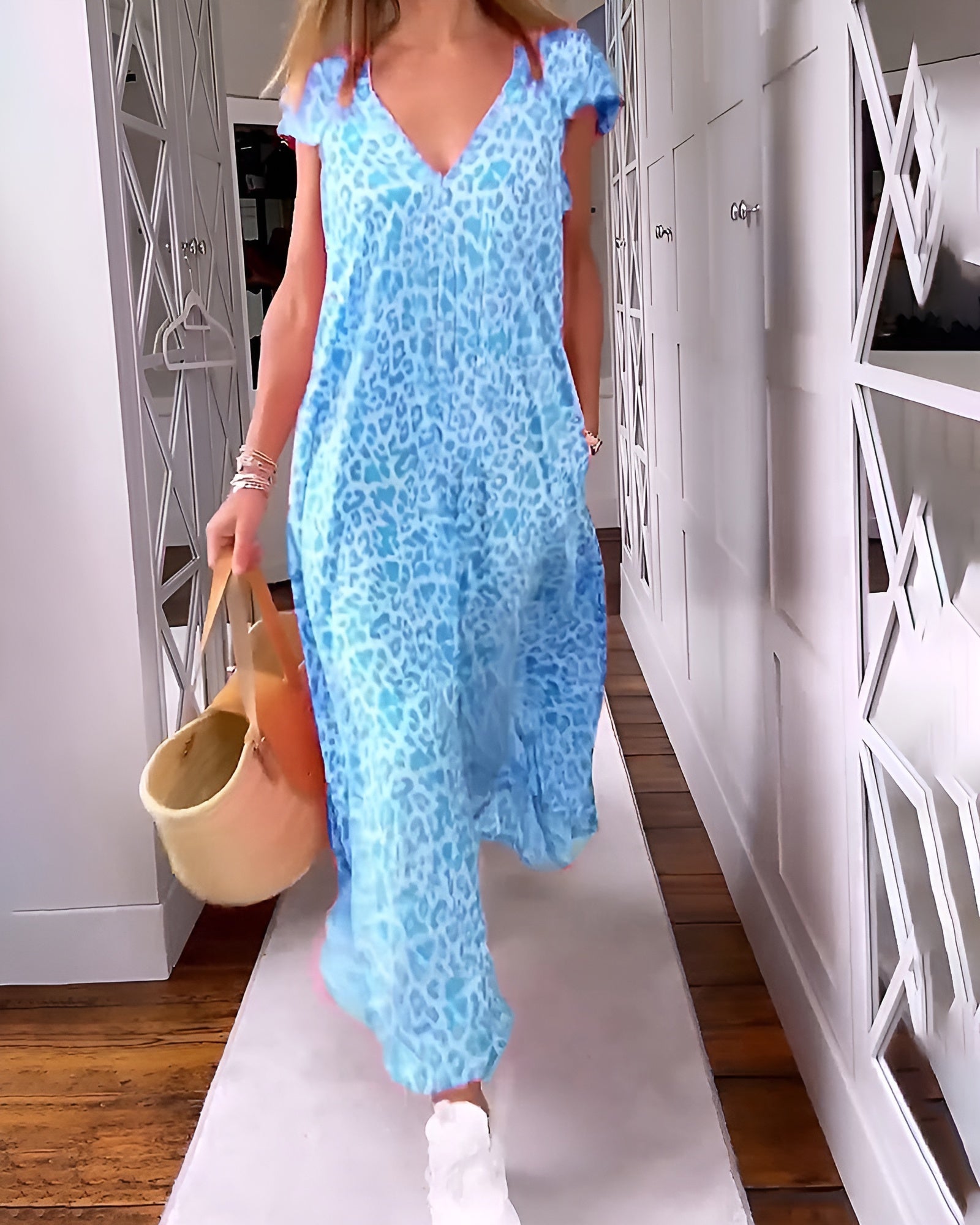 Véronique | Vestido largo con cuello en V de estampado y mangas cortas